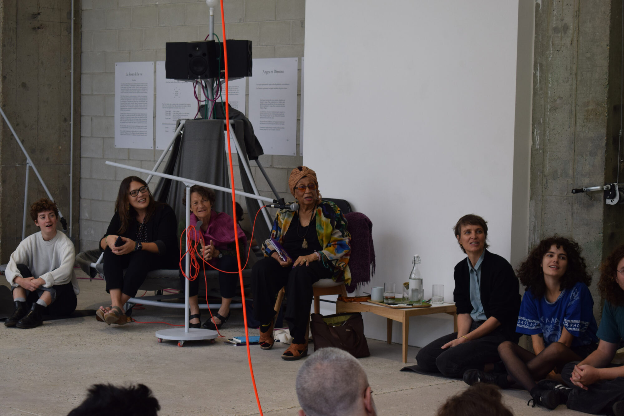 Un·Tuning Together. Pratiquer l’écoute avec Pauline Oliveros - Bétonsalon