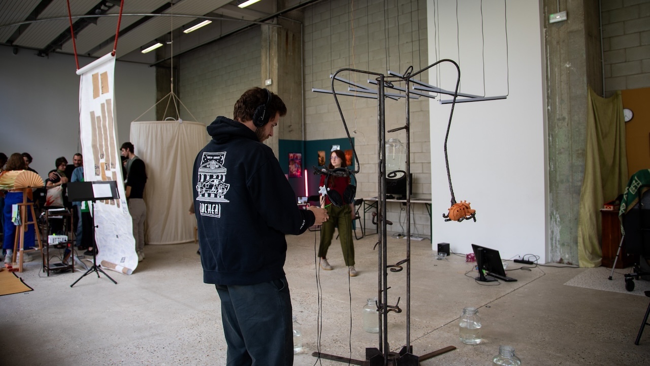 Trajectoires. Une exposition du Master ArTeC - Bétonsalon