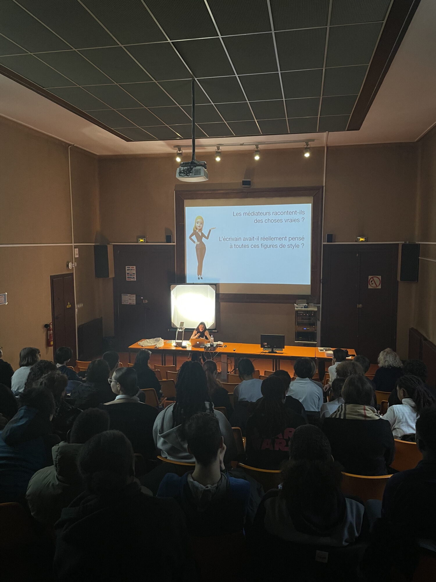 Tu vois je veux dire – projet EAC au Lycée Adolphe Chérioux - Bétonsalon